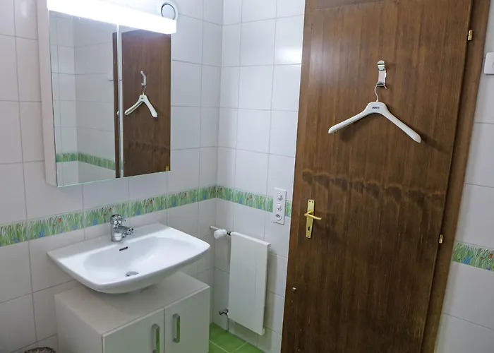 Terrasse Des Alpes 2006 By Interhome 公寓 克莱恩 蒙塔纳